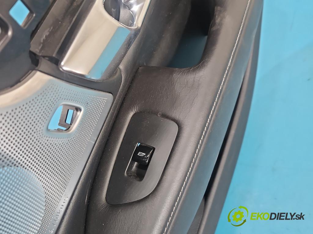 Volvo S90 II 2016- 2.0 T 320KM automatic 235 kW 1969 cm3 4- Čalounictví: dvere zadné pravé 31393233