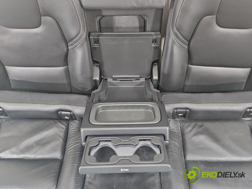 Volvo S90 II 2016- 2.0 T 320KM automatic 235 kW 1969 cm3 4- sedačke: komplet