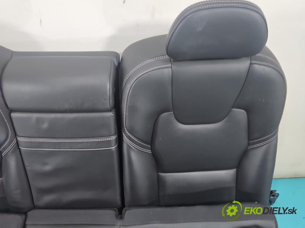 Volvo S90 II 2016- 2.0 T 320KM automatic 235 kW 1969 cm3 4- sedačke: komplet