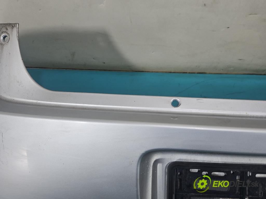 Opel Meriva A 2002-2010 1.6 16V 101 hp manual 74 kW 1598 cm3 5- nárazník zadní  (Klika dveří ostatní)