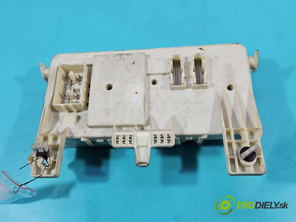 Volvo C30 1.6 hdi 109 hp manual 80 kW 1560 cm3 3- řídící jednotka 31254903