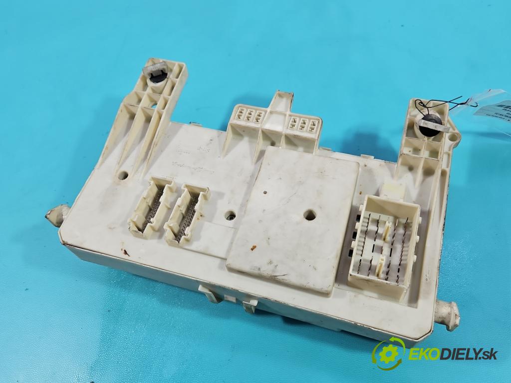 Volvo C30 1.6 hdi 109 hp manual 80 kW 1560 cm3 3- řídící jednotka 31254903