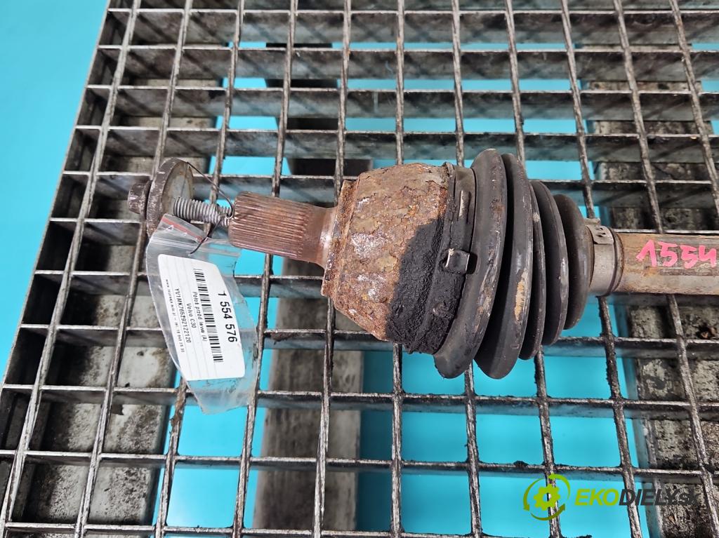 Volvo C30 1.6 hdi 109 HP manual 80 kW 1560 cm3 3- poloos predné ľavé