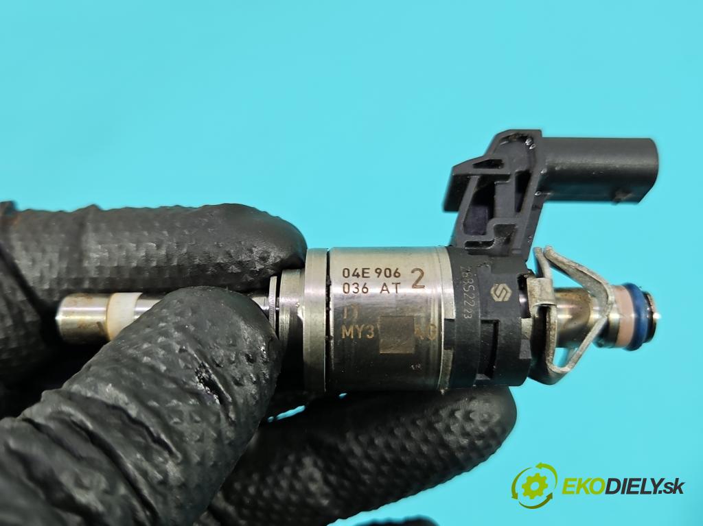 Skoda Fabia III 2014- 2021 1.0 TSI 95 HP manual 70 kW 999 cm3 5- vstrek 04E906036AT (Vstrekovač paliva)