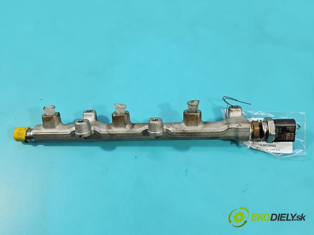 Skoda Fabia III 2014- 2021 1.0 TSI 95 HP manual 70 kW 999 cm3 5- lišta vstrekovacia 04G133320G (Vstrekovacia lišta)