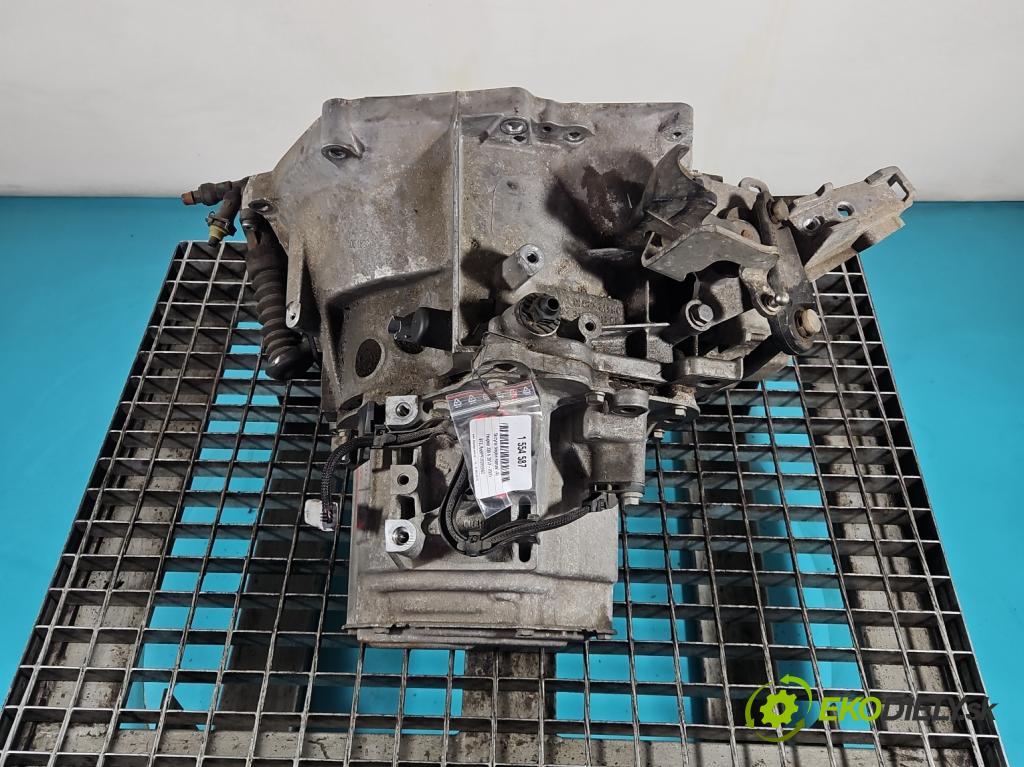 Peugeot 308 II 2013-2021 1.2 12V 110 hp manual 81 kW 1199 cm3 5- převodovka stupňová manual 20V249