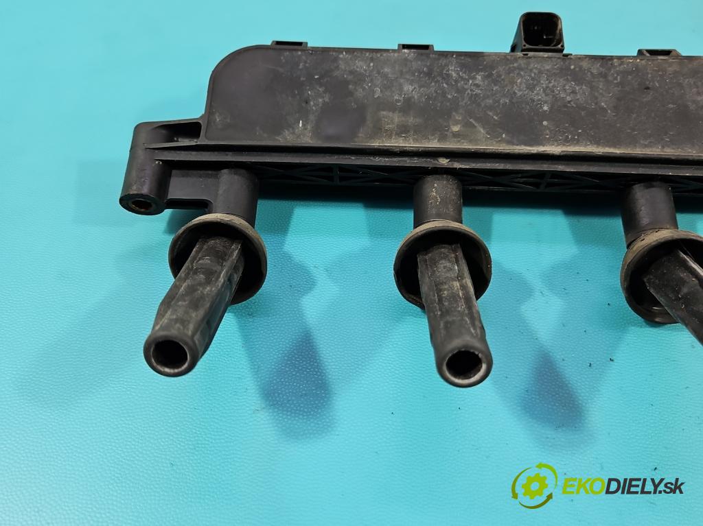 Peugeot 206 1.1 8V 60 hp manual 44 kW 1124 cm3 5- cívka zapalovací 9628158580 (Zážehová cívka)