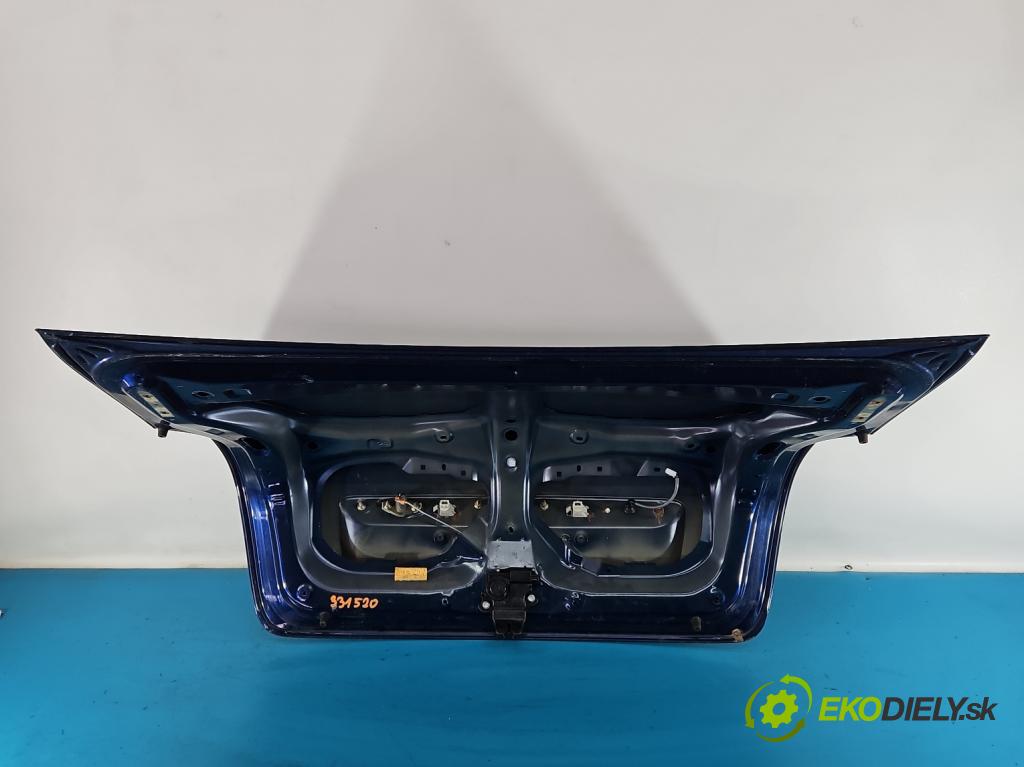 Toyota Avensis II T25 2003-2008 1.8 vvti 129 hp manual 95 kW 1794 cm3 4- zadní kufrové dveře  (Zadní kapota (kufr))