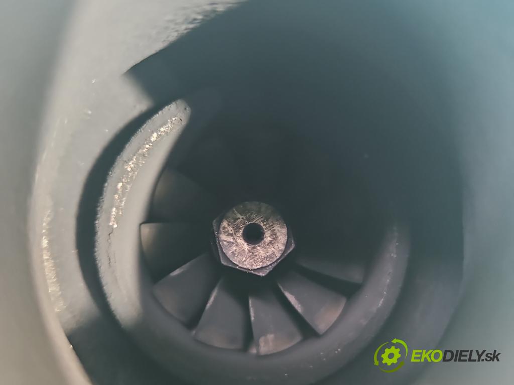 Volvo C30 1.6 hdi 109 HP manual 80 kW 1560 cm3 3- turbodúchadlo, turbo 753420-5 (Turbodúchadlo (kompletné))