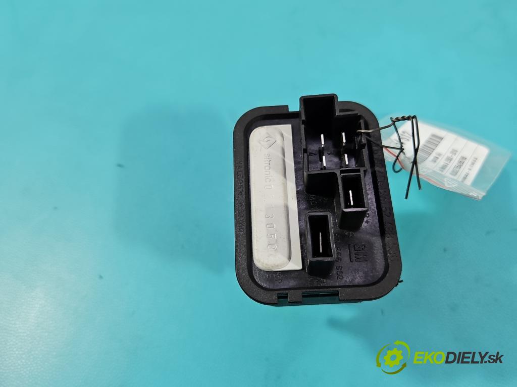 Opel Meriva A 2002-2010 1.8 16V 125 hp manual 92 kW 1796 cm3 5- rezistor 52488536