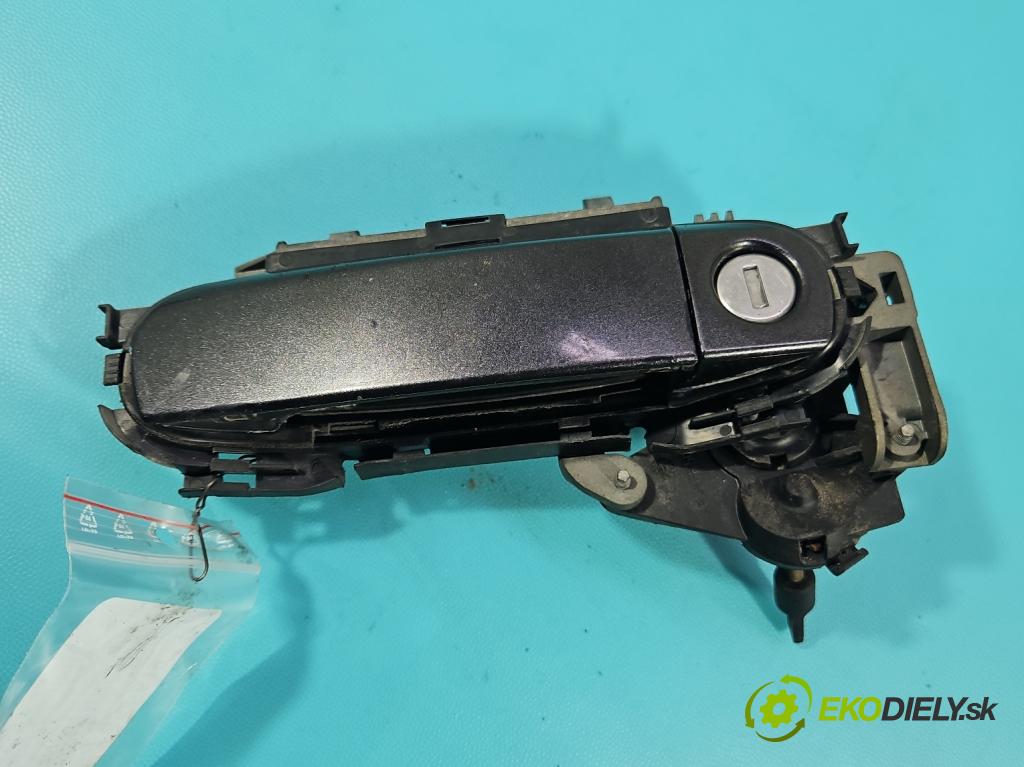 Audi A3 8P 2003-2012 2.0 tdi 140 HP manual 103 kW 1968 cm3 5- rukoväť predné ľavé mimo:  (Kľučka dverí vonkajšia predná ľavá)