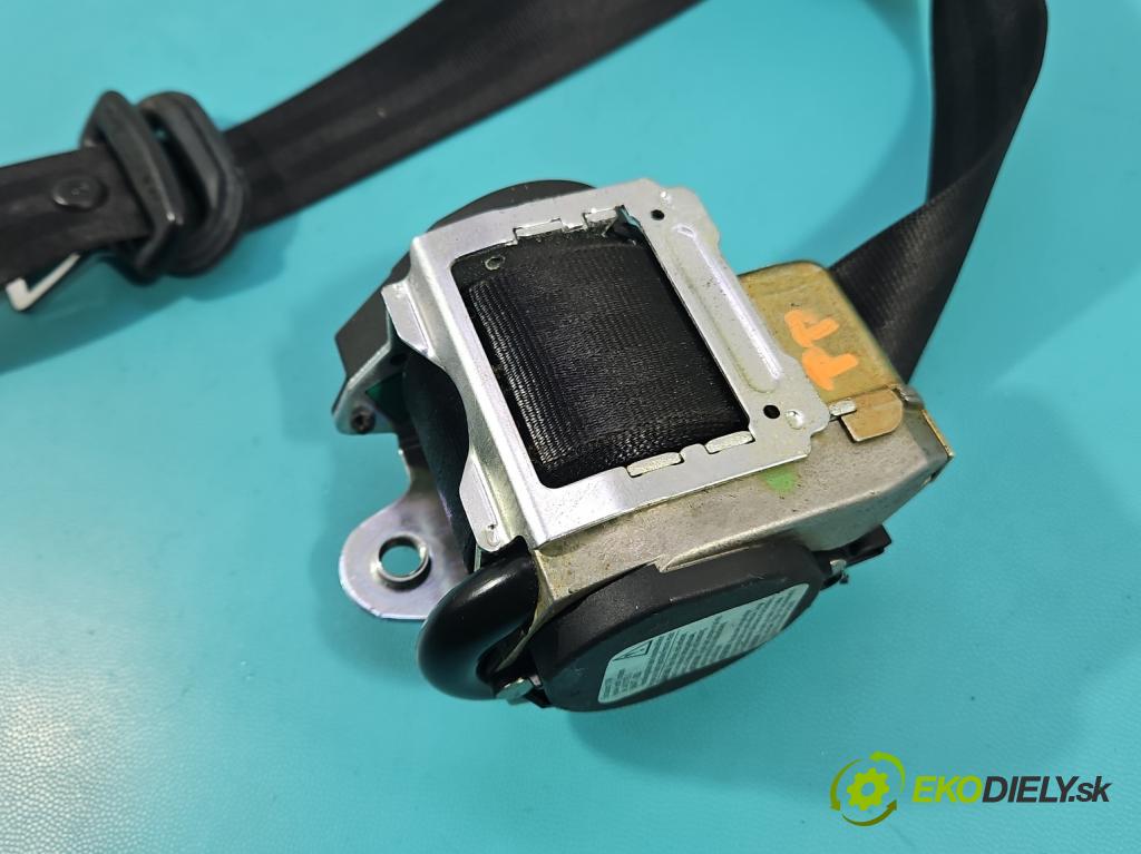 Audi A3 8P 2003-2012 2.0 tdi 140 HP manual 103 kW 1968 cm3 5- pas bezpečnosť: predné pravý 8P0857756E