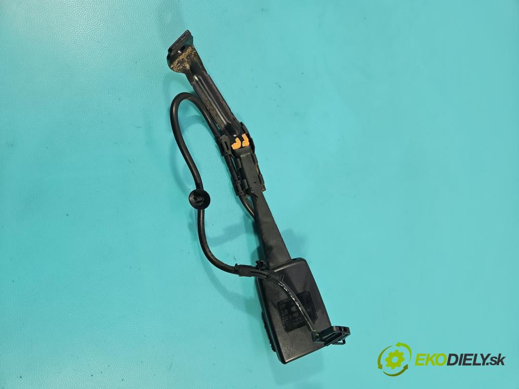 Audi A3 8P 2003-2012 2.0 tdi 140 HP manual 103 kW 1968 cm3 5- pas bezpečnosť: predné pravý 8P0857756E