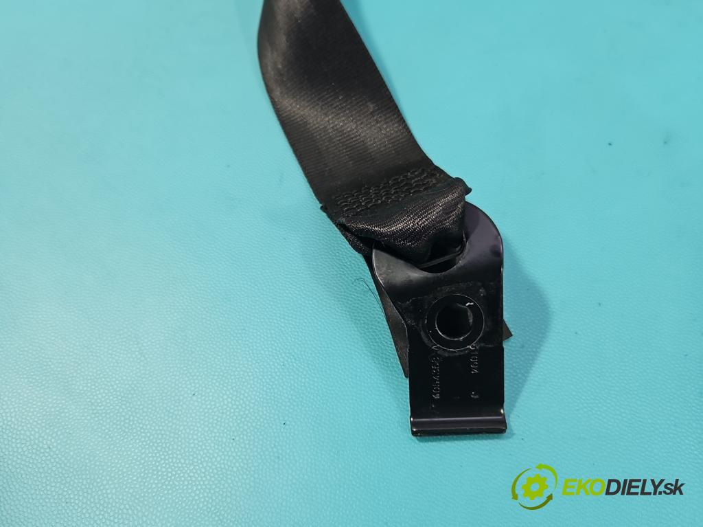 Audi A3 8P 2003-2012 2.0 tdi 140 HP manual 103 kW 1968 cm3 5- pas bezpečnosť: predné pravý 8P0857756E