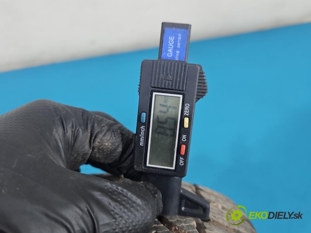 Citroen C2 1.4 hdi 68 hp manual 50 kW 1398 cm3 3- pneumatiky: Zima 1