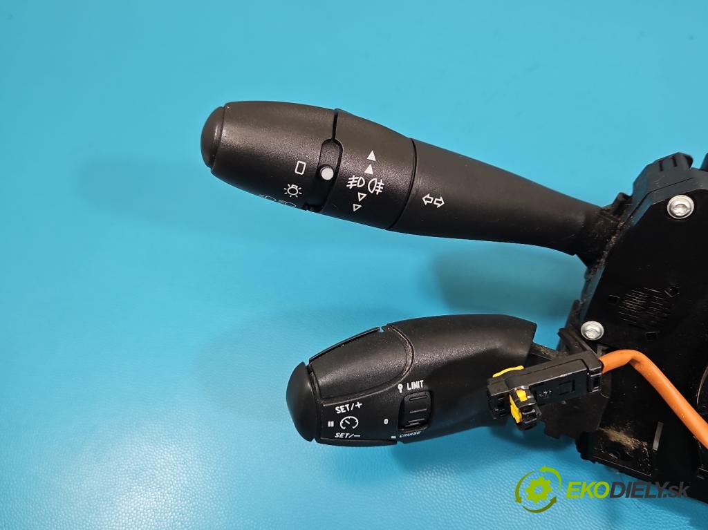 Peugeot 407 2.0 HDI 136hp manual 100 kW 1997 cm3 5- Přepínač sdružený 96592428XT (Páčky pod volantem)