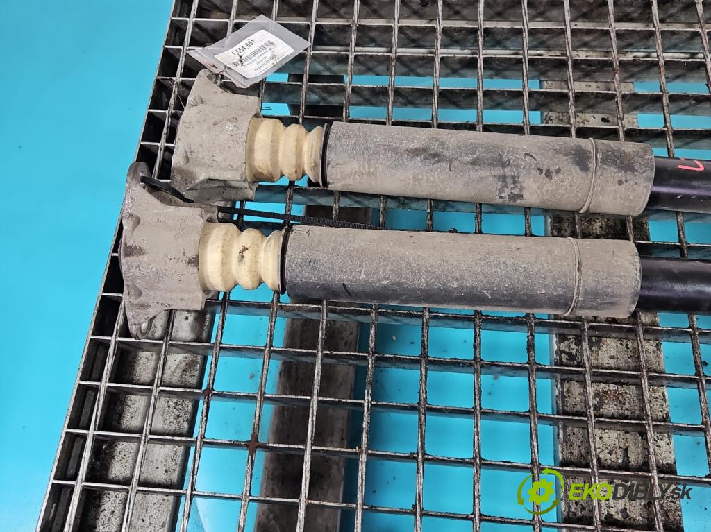 Volvo C30 1.6 hdi 109 HP manual 80 kW 1560 cm3 3- tlmič zadné komplet