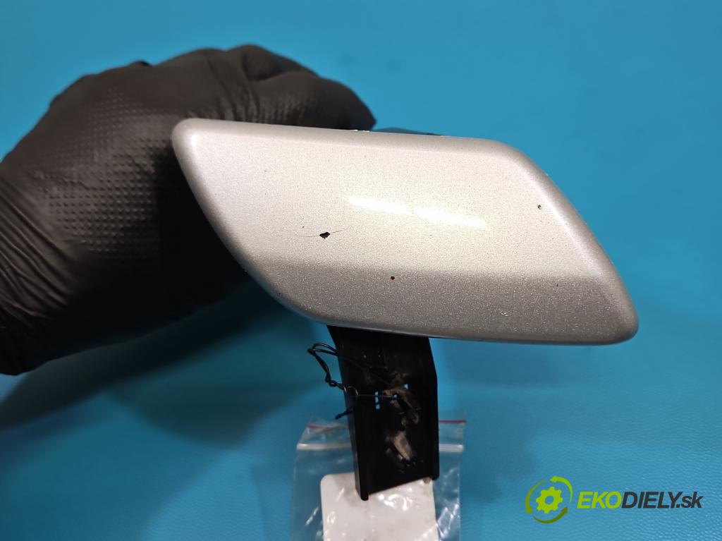 Peugeot 407 2.0 HDI 136hp manual 100 kW 1997 cm3 5- ostřikovač reflektor: pravý 9648976180