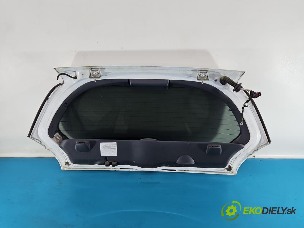 Citroen C2 1.4 hdi 68 hp manual 50 kW 1398 cm3 3- zadní kufrové dveře  (Zadní kapota (kufr))