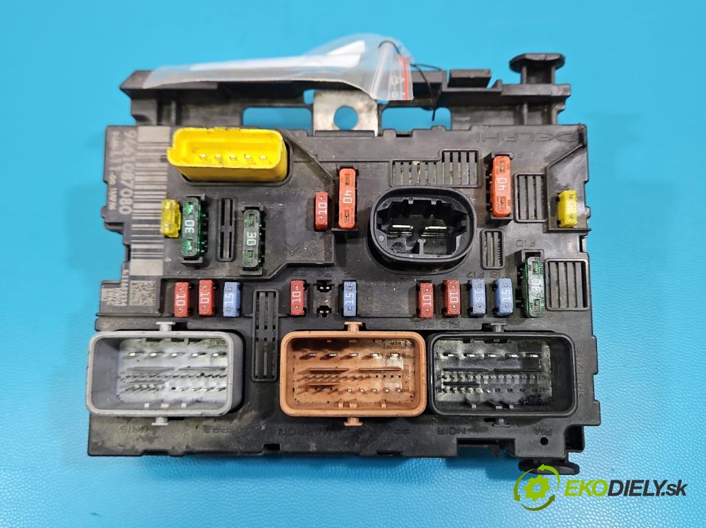 Citroen C2 1.4 hdi 68 HP manual 50 kW 1398 cm3 3- riadiaca jednotka ostatné 9661087080