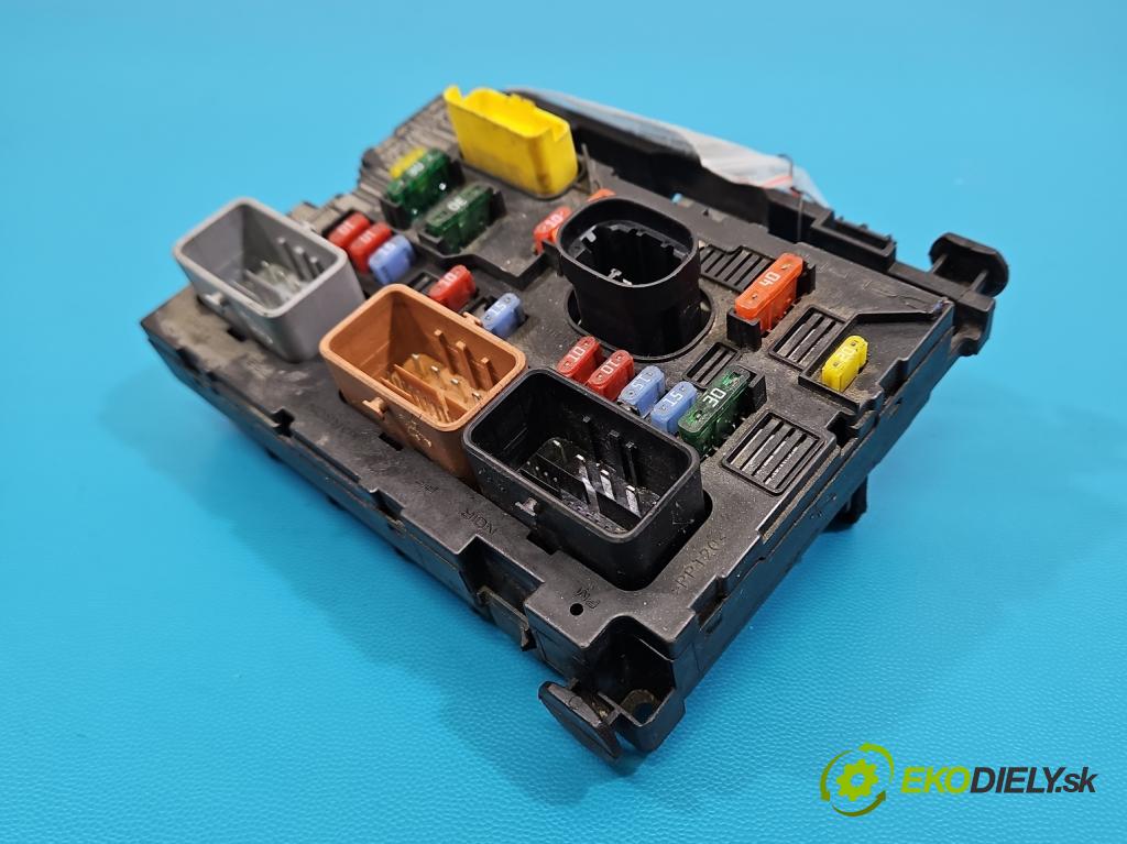 Citroen C2 1.4 hdi 68 HP manual 50 kW 1398 cm3 3- riadiaca jednotka ostatné 9661087080