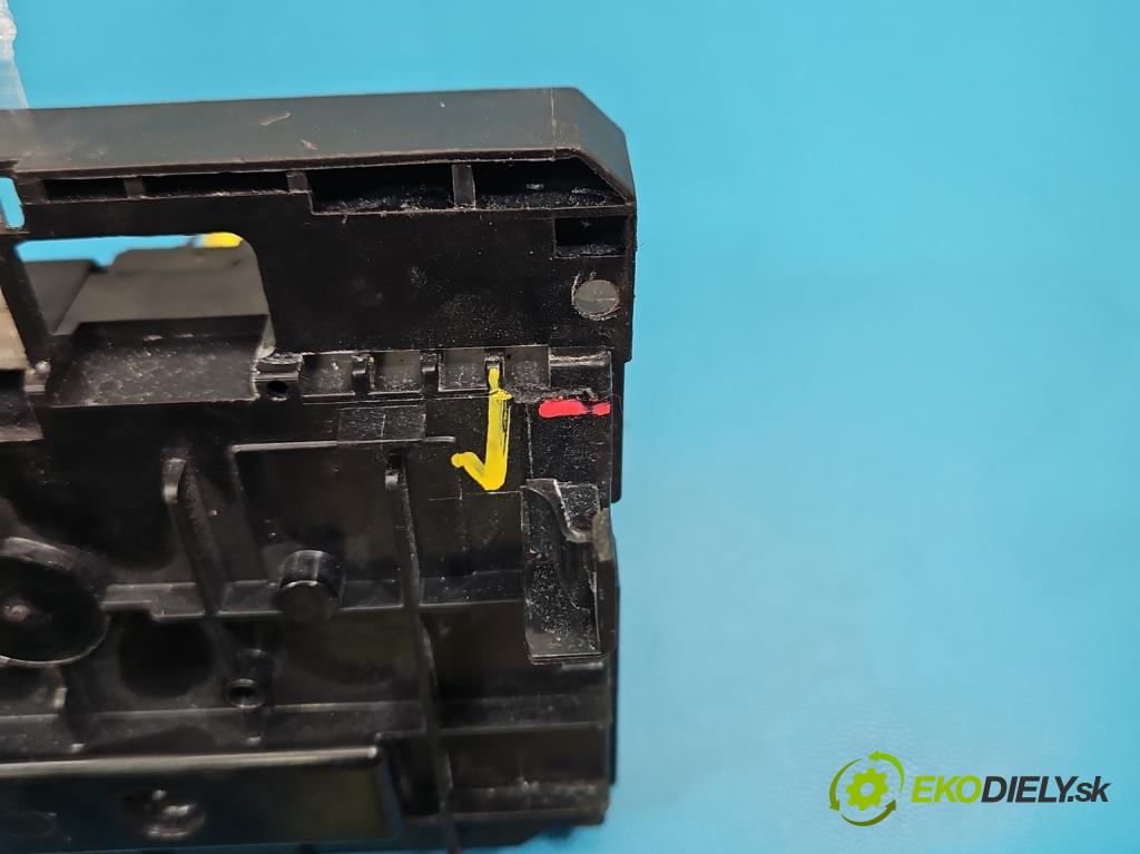 Citroen C2 1.4 hdi 68 HP manual 50 kW 1398 cm3 3- riadiaca jednotka ostatné 9661087080