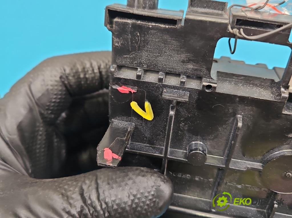 Citroen C2 1.4 hdi 68 HP manual 50 kW 1398 cm3 3- riadiaca jednotka ostatné 9661087080