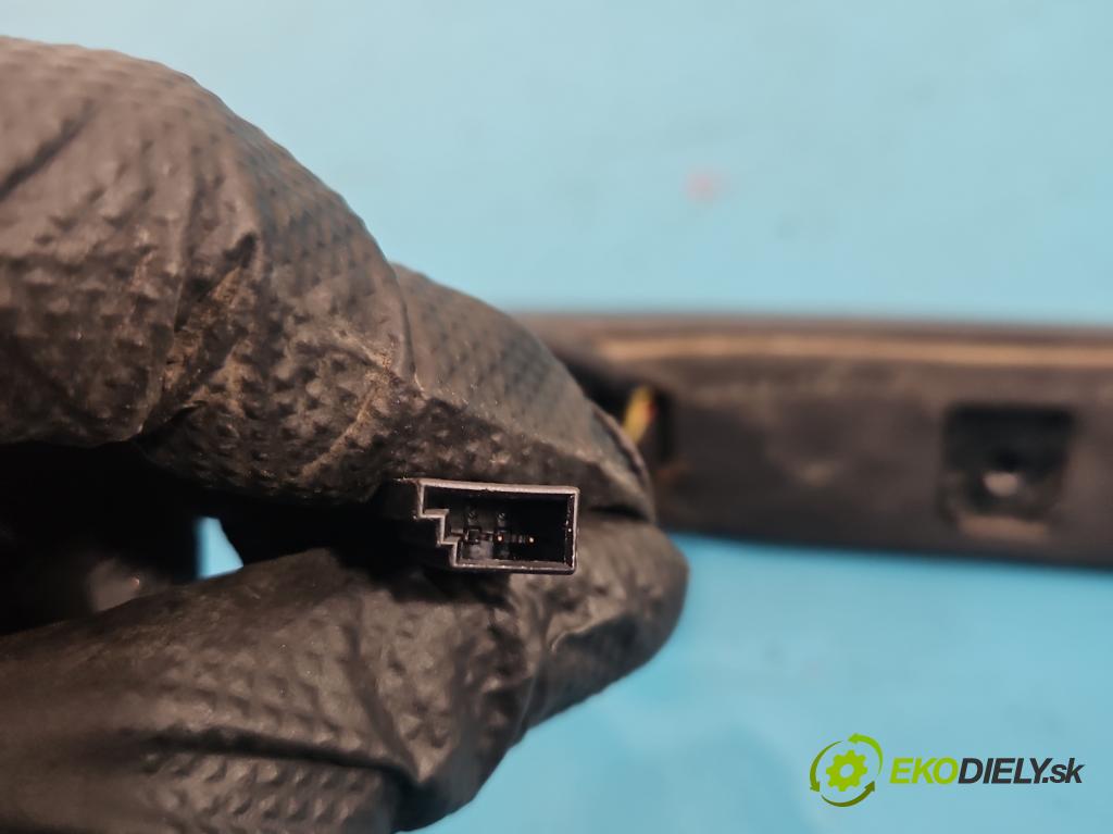 Bmw 3 E46 1998-2007 2.0 16V 143 HP manual 105 kW 1995 cm3 4- rukoväť kufrové dvere zadné