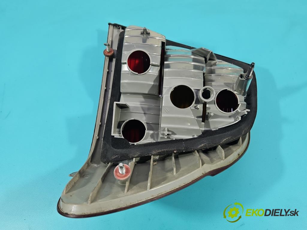 Bmw 3 E46 1998-2007 2.0 16V 143 HP manual 105 kW 1995 cm3 4- svetlo / reflektor zadné ľavé 6907933 (Kľučka dverí ostatné)