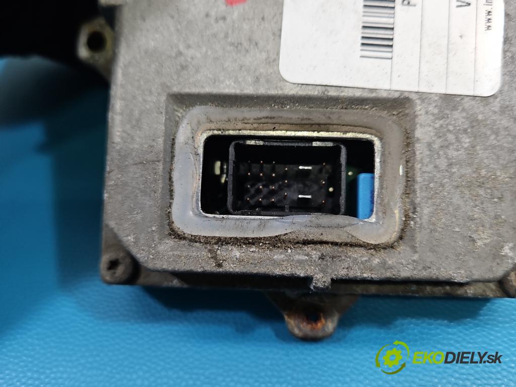 Peugeot 407 2.0 HDI 136hp manual 100 kW 1997 cm3 5- měnič xenon 1307329095 (Řídící jednotka xenonu)