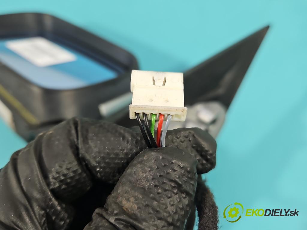 Bmw 3 E46 1998-2007 2.0 16V 143 HP manual 105 kW 1995 cm3 4- zrkadlo ľavé  (Kľučka dverí ostatné)