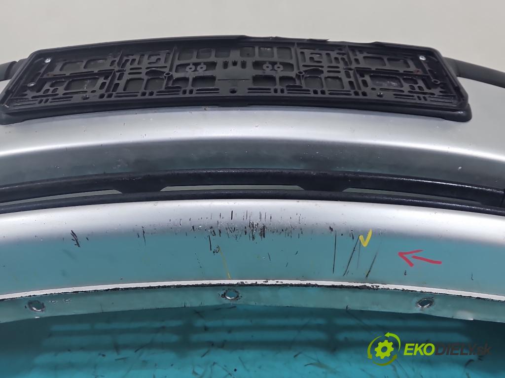 Bmw 3 E46 1998-2007 2.0 16V 143 HP manual 105 kW 1995 cm3 4- nárazník predné 72758411 (Kľučka dverí ostatné)