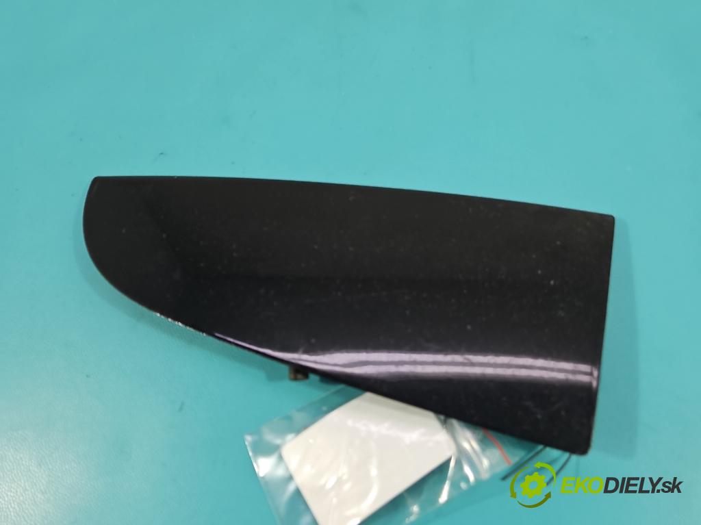 Jaguar XF II X260 2015- 3.0 V6 340KM: automatic 250 kW 2995 cm3 4- blenda mriežka: nárazník pravé GX6M-6538-AAW