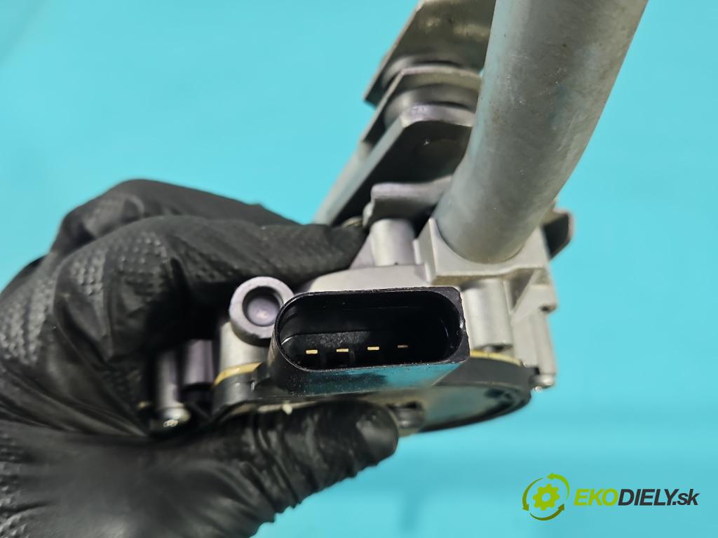 Jaguar XF II X260 2015- 3.0 V6 340KM automatic 250 kW 2995 cm3 4- motor stěračů přední W000060842