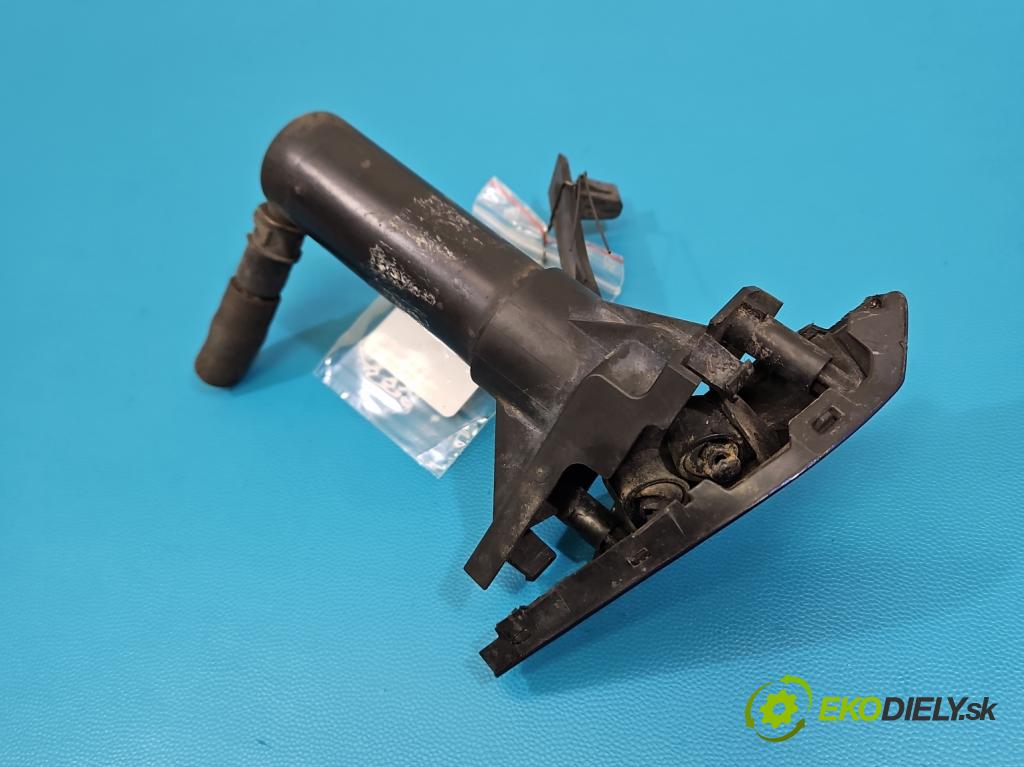 Opel Astra III 2004-2014 1.7 cdti 101 hp manual 74 kW 1686 cm3 5- ostřikovač reflektor: pravý 