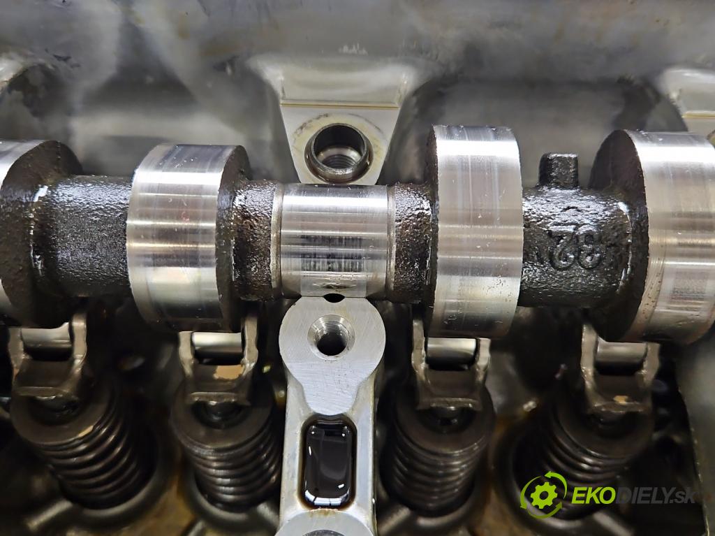 Toyota Auris II 2012-2018 1.8 hybrid 99 HP automatic 73 kW 1798 cm3 5- motor benzín: 2ZR