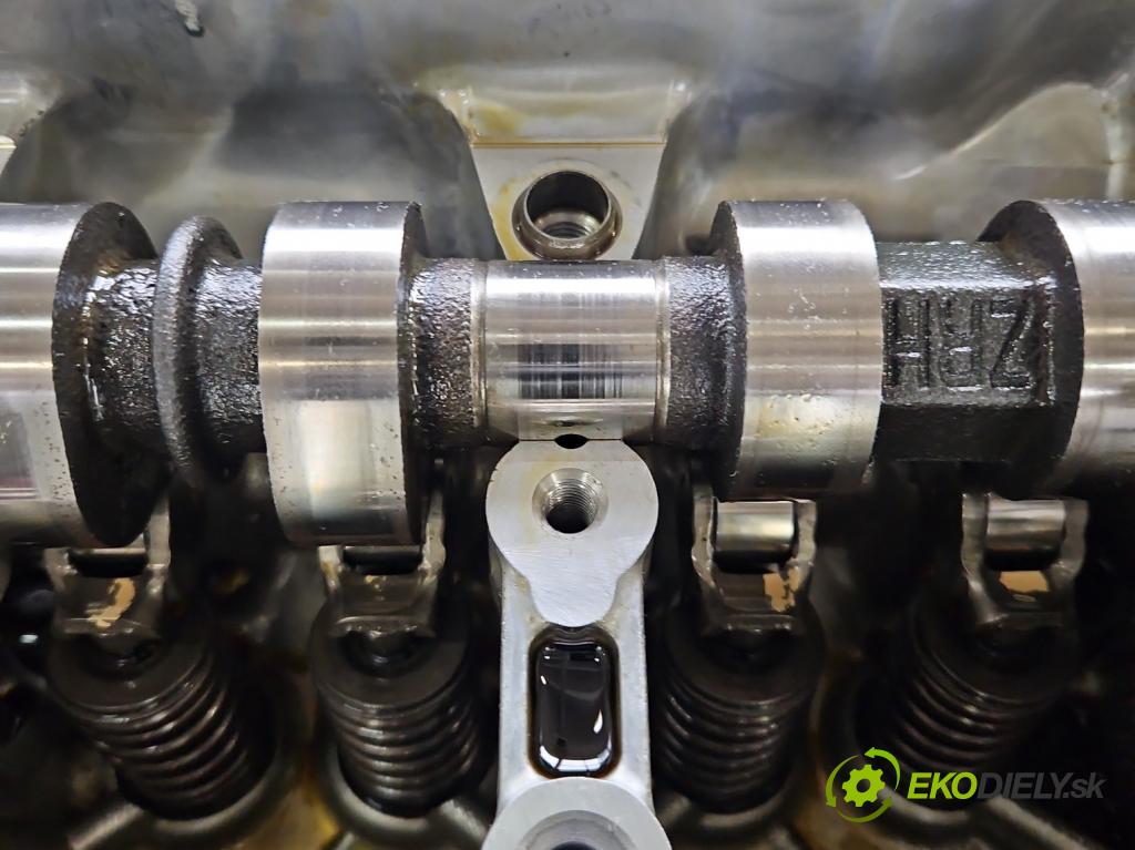 Toyota Auris II 2012-2018 1.8 hybrid 99 HP automatic 73 kW 1798 cm3 5- motor benzín: 2ZR