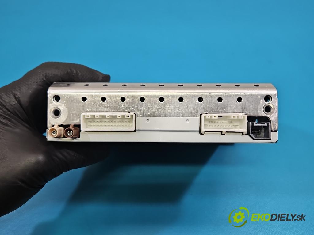 Renault Express 1.5 dci 95 HP manual 70 kW 1461 cm3 5- Radio originál 280215396R