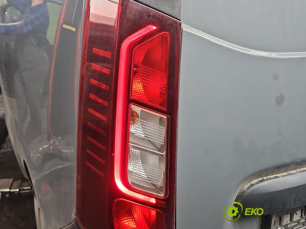 Renault Express 1.5 dci 95 hp manual 70 kW 1461 cm3 5- světlo zadní levé 265552205R (Klika dveří ostatní)