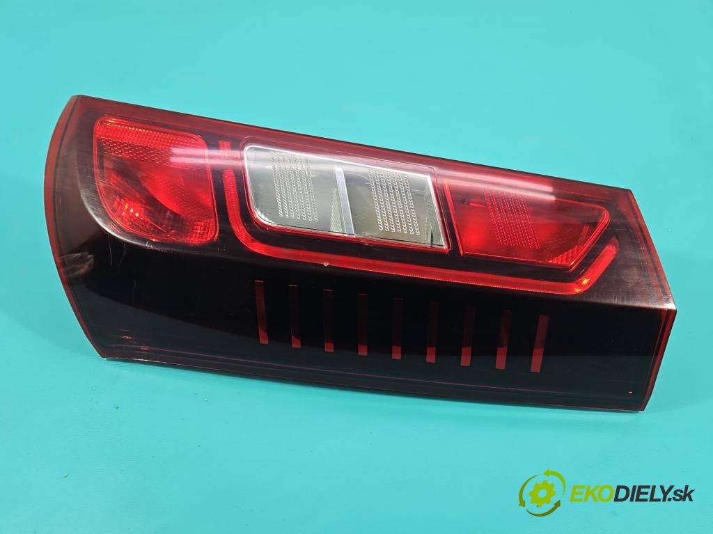 Renault Express 1.5 dci 95 HP manual 70 kW 1461 cm3 5- svetlo / reflektor zadné pravé 265504482R (Kľučka dverí ostatné)