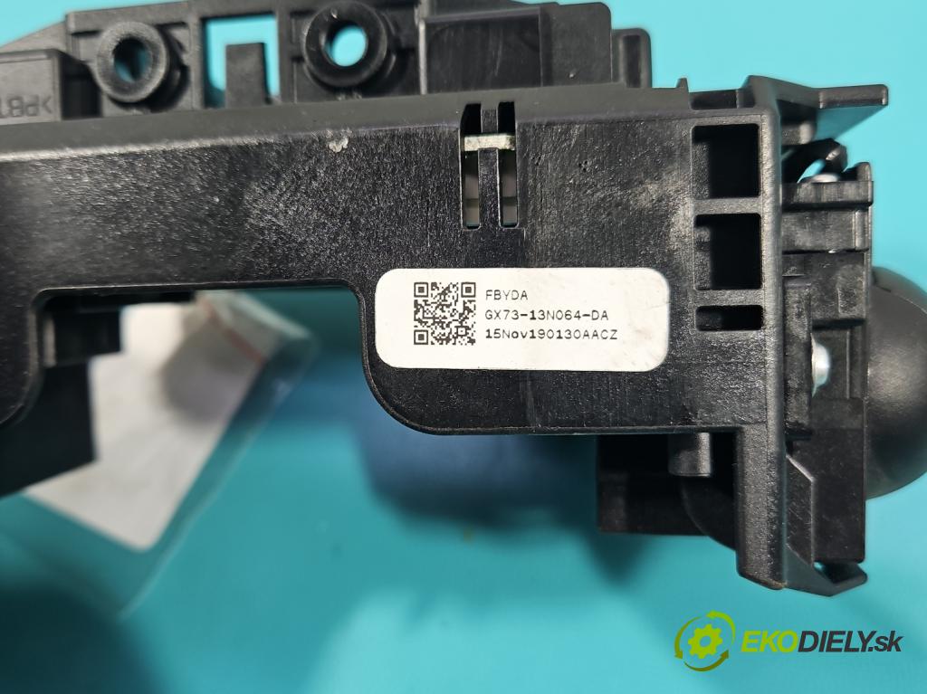 Jaguar XF II X260 2015- 3.0 V6 340KM automatic 250 kW 2995 cm3 4- Přepínač sdružený GX73-13N064-DA (Páčky pod volantem)