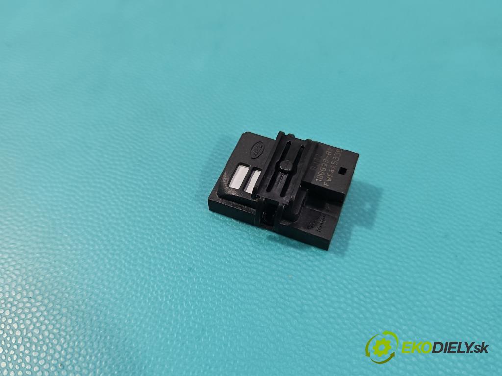 Jaguar XF II X260 2015- 3.0 V6 340KM: automatic 250 kW 2995 cm3 4- snímač déšť: BJ32 18D693-BA (Snímač dažďa)