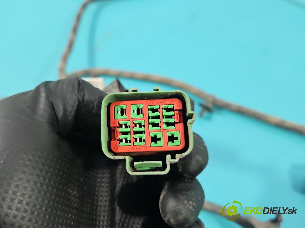 Jaguar XF II X260 2015- 3.0 V6 340KM automatic 250 kW 2995 cm3 4- snímač parkování 9G92-15K859-AB