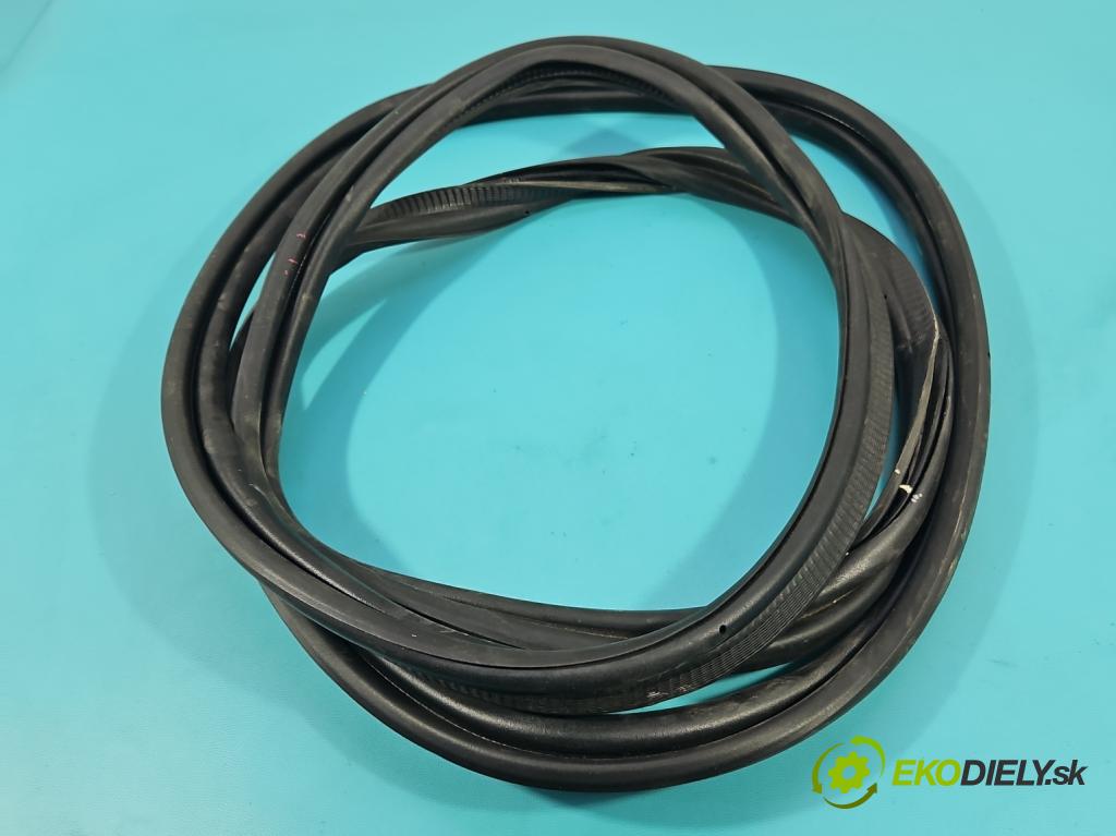 Land rover Range Rover Evoque I 2011-2018 2.0 td 150 hp automatic 110 kW 1999 cm3 5- Těsnění: kufrových dveří