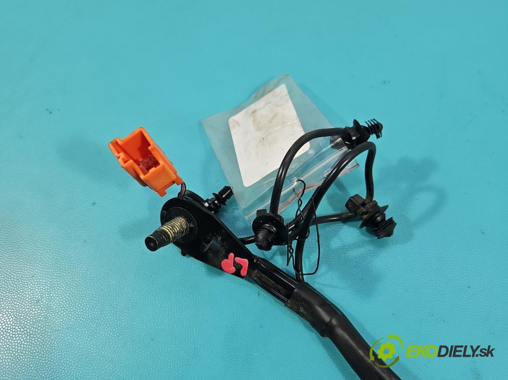 Jaguar XF II X260 2015- 3.0 V6 340KM: automatic 250 kW 2995 cm3 4- pas bezpečnosť: predné ľavý FK7261208AD