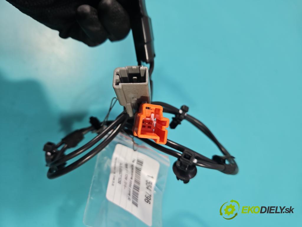 Jaguar XF II X260 2015- 3.0 V6 340KM: automatic 250 kW 2995 cm3 4- pas bezpečnosť: predné pravý GX63-61208-AA