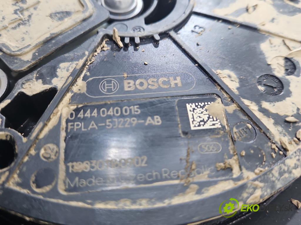 Land rover Range Rover Evoque I 2011-2018 2.0 td 150 hp automatic 110 kW 1999 cm3 5- Nádrž: AdBlue FPLA-5J229-AB