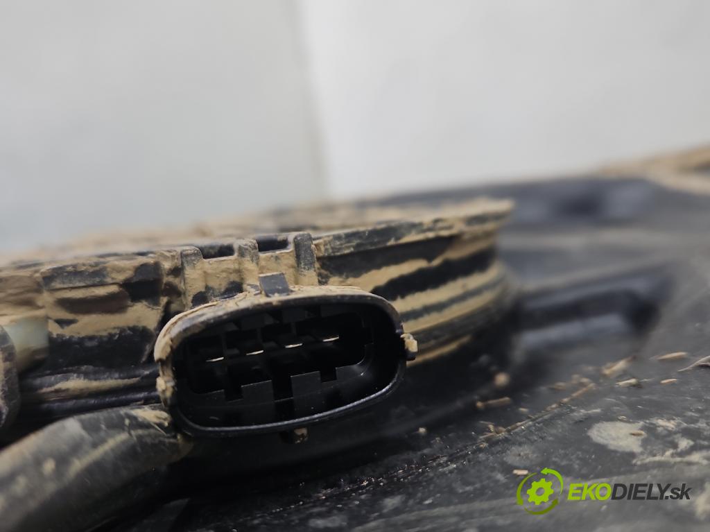 Land rover Range Rover Evoque I 2011-2018 2.0 td 150 hp automatic 110 kW 1999 cm3 5- Nádrž: AdBlue FPLA-5J229-AB