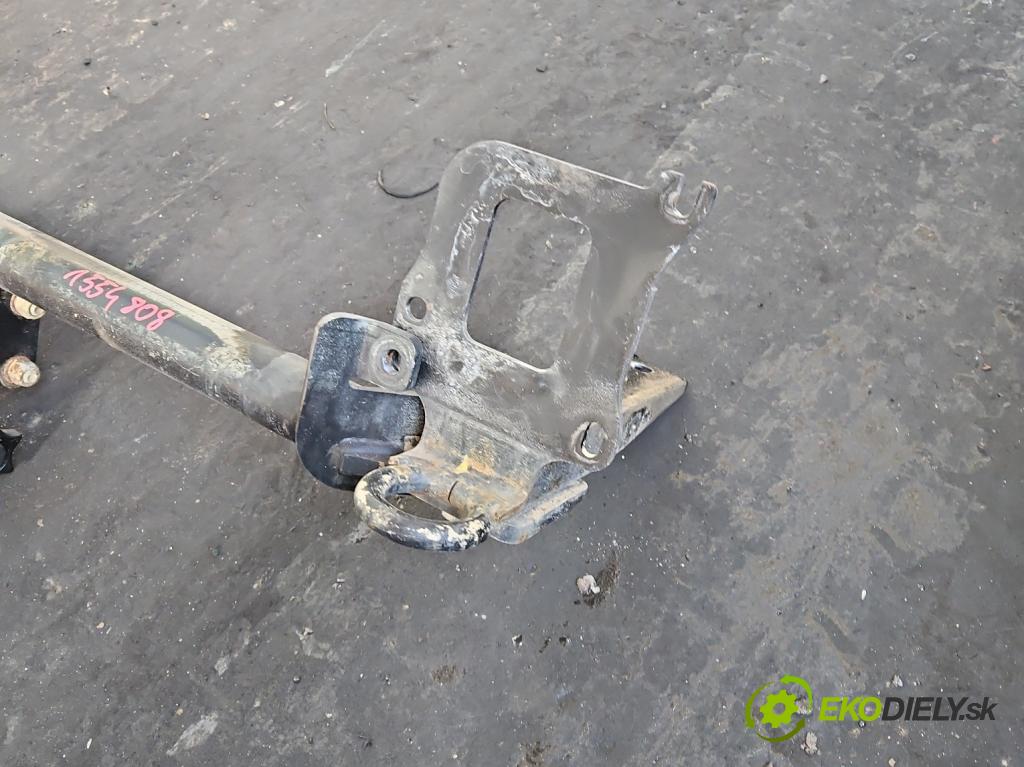 Land rover Range Rover Evoque I 2011-2018 2.0 td 150 HP automatic 110 kW 1999 cm3 5- Hák: vlečení: 52400578 (Ťažné zariadenie)