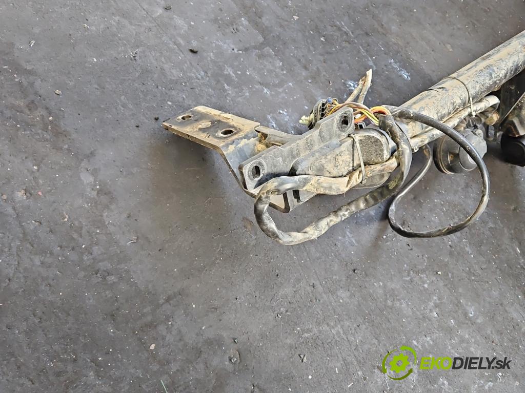 Land rover Range Rover Evoque I 2011-2018 2.0 td 150 HP automatic 110 kW 1999 cm3 5- Hák: vlečení: 52400578 (Ťažné zariadenie)